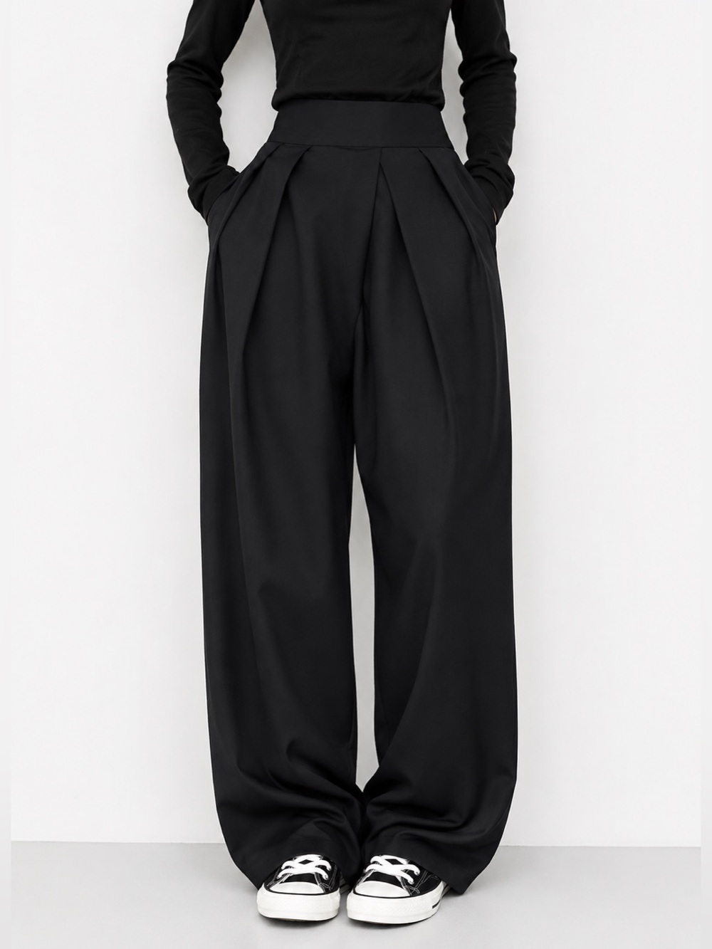 Black Pleated Wide-Leg Pants